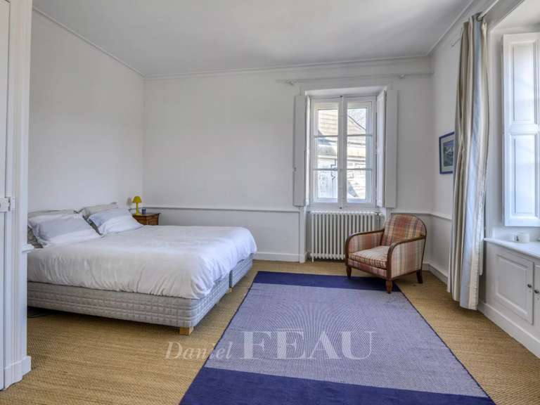 Maison Nantes - 6 chambres - 311m²