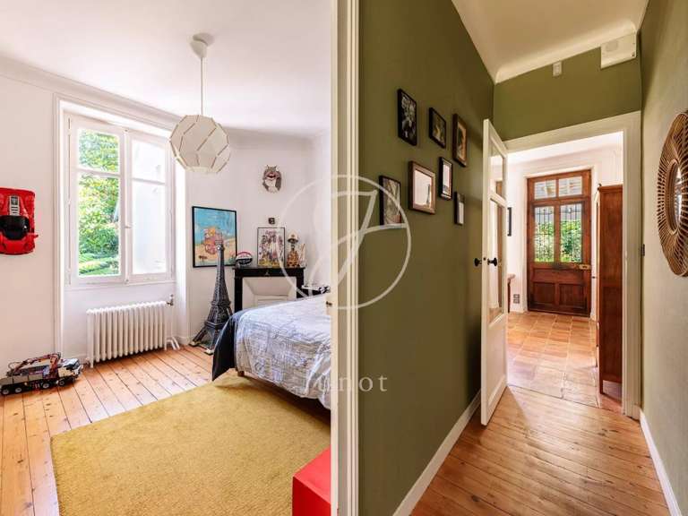 Maison Nantes - 5 chambres - 262m²