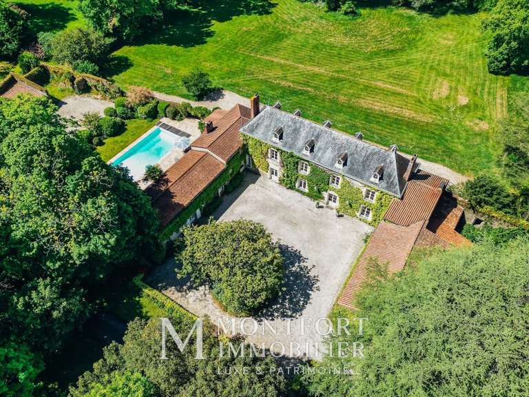 Maison Nantes - 5 chambres - 447m²