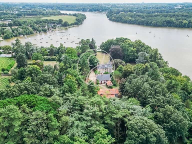 Maison Nantes - 7 chambres - 627m²