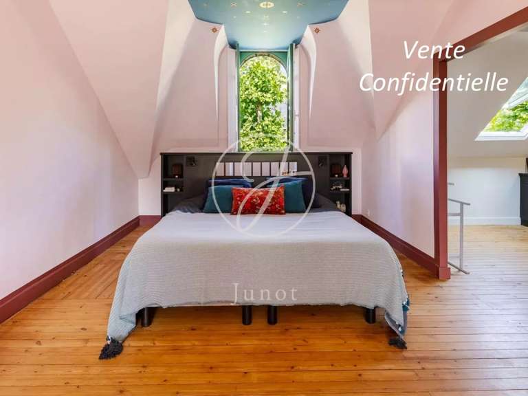 Maison Nantes - 5 chambres - 247m²