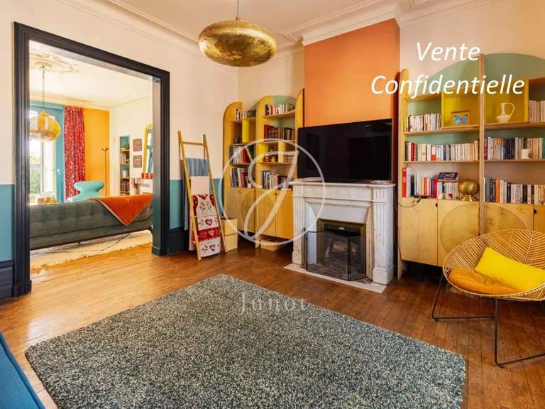 Maison Nantes - 5 chambres - 247m²