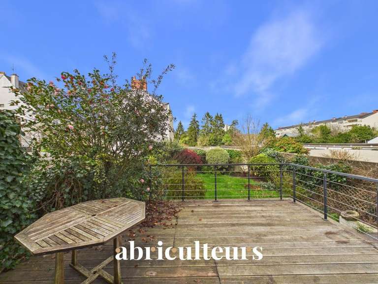 Maison Nantes - 5 chambres - 240m²