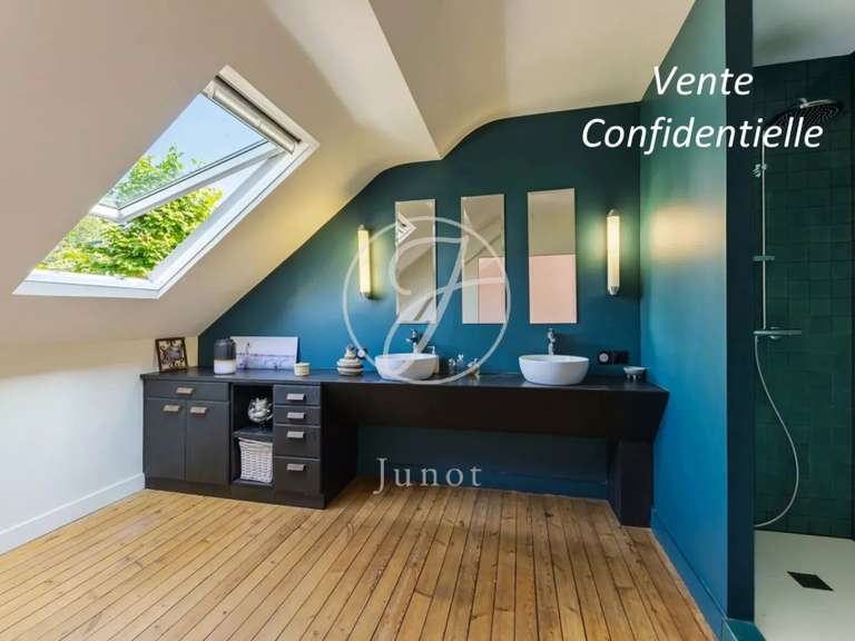 Maison Nantes - 5 chambres - 247m²