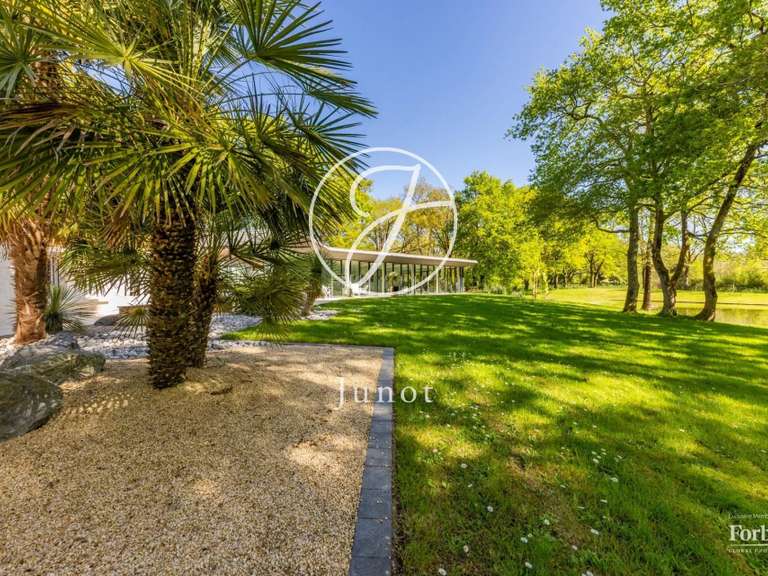 House Nantes - 4 bedrooms - 651m²