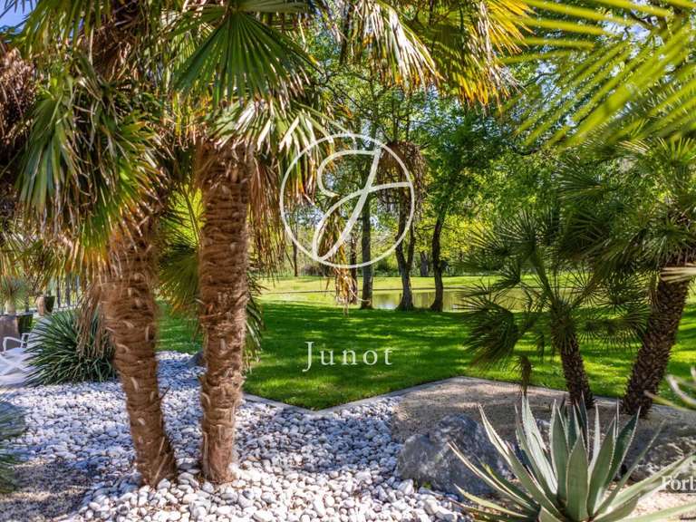 House Nantes - 4 bedrooms - 651m²