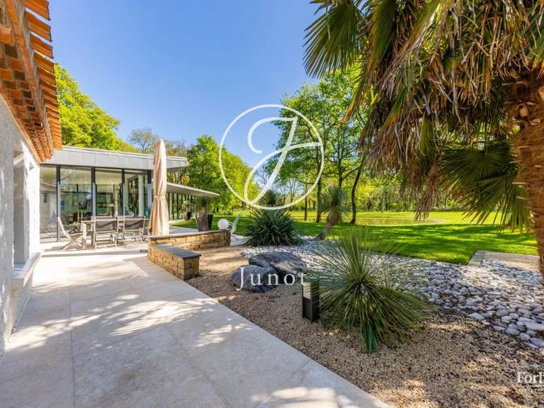 House Nantes - 4 bedrooms - 651m²