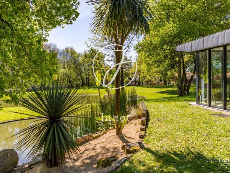 House Nantes - 4 bedrooms - 651m²