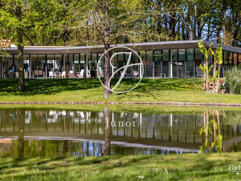 House Nantes - 4 bedrooms - 651m²