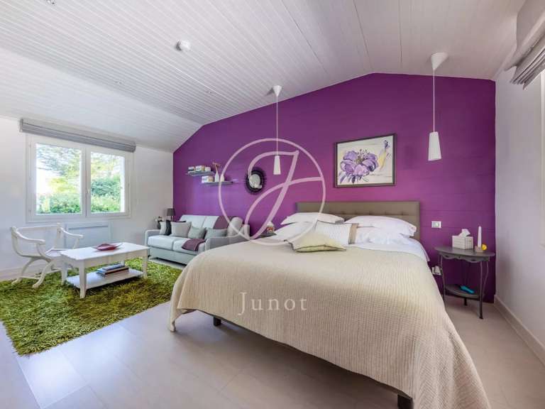 Maison Nantes - 4 chambres - 651m²