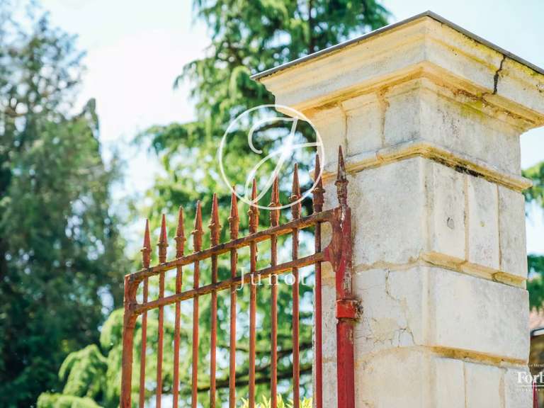 House Nantes - 10 bedrooms - 654m²