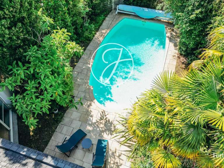 House Nantes - 7 bedrooms - 320m²