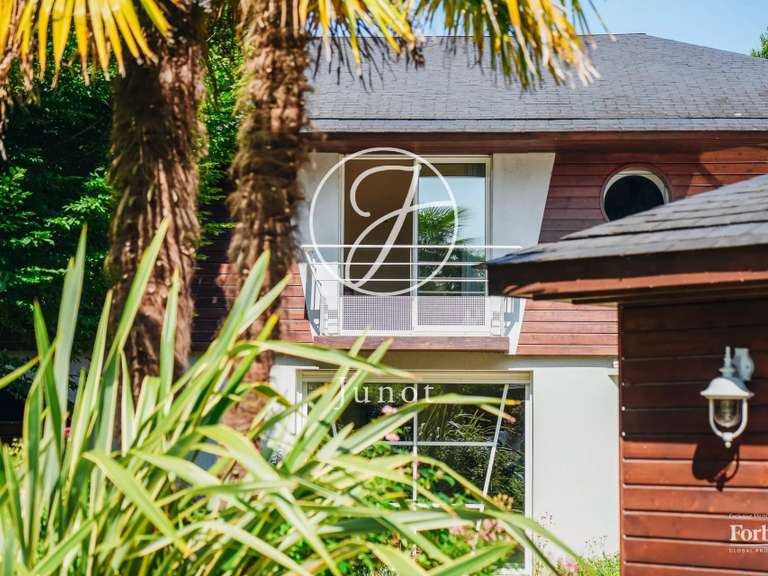 House Nantes - 7 bedrooms - 320m²