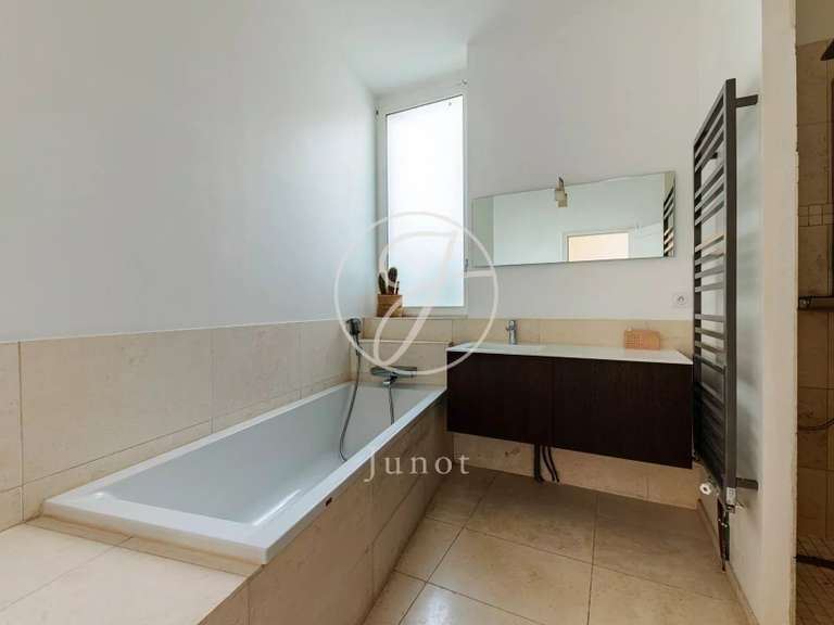 Maison Nantes - 4 chambres - 259m²