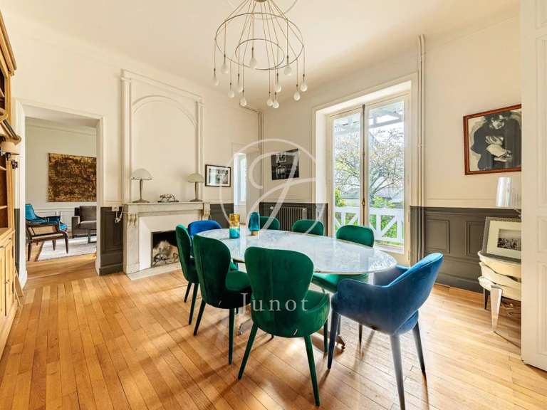 Maison Nantes - 4 chambres - 260m²