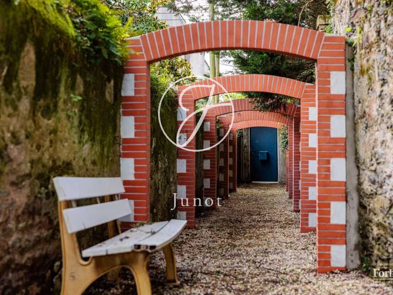 House Nantes - 4 bedrooms - 259m²