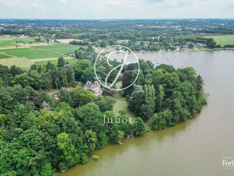 Maison Nantes - 7 chambres - 627m²