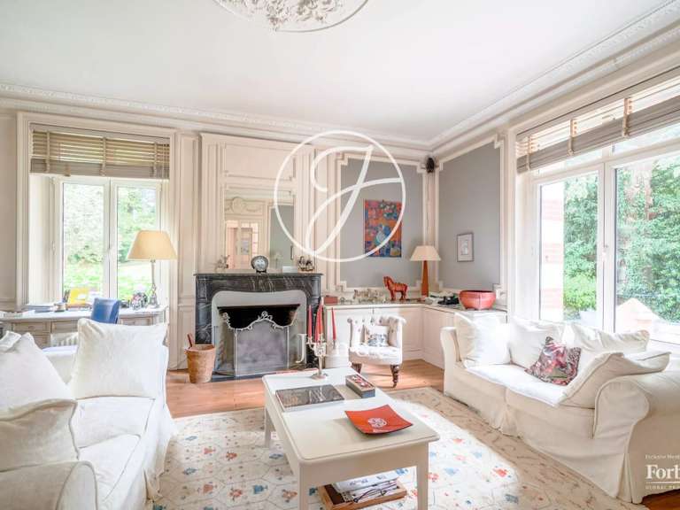 Maison Nantes - 7 chambres - 627m²
