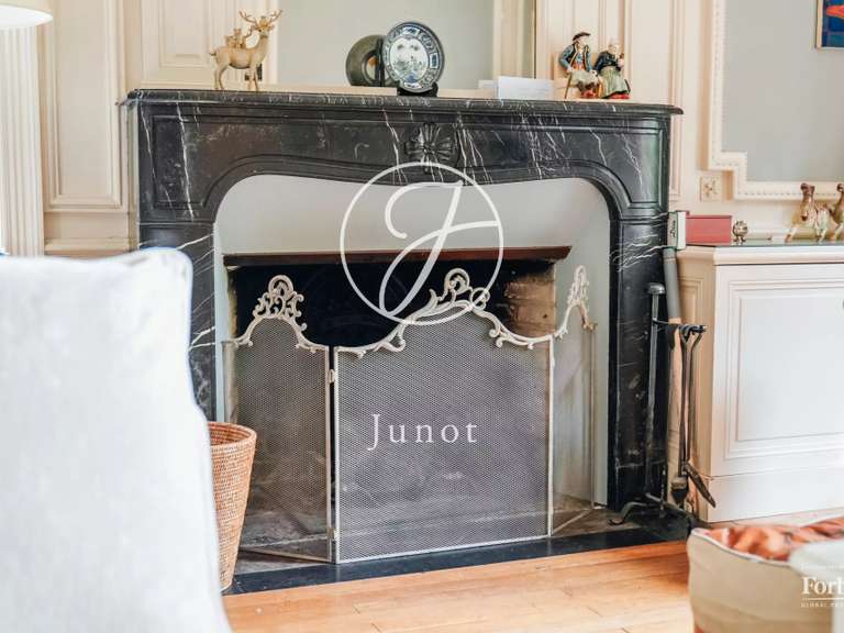 Maison Nantes - 7 chambres - 627m²