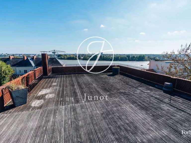 Maison Nantes - 4 chambres - 235m²