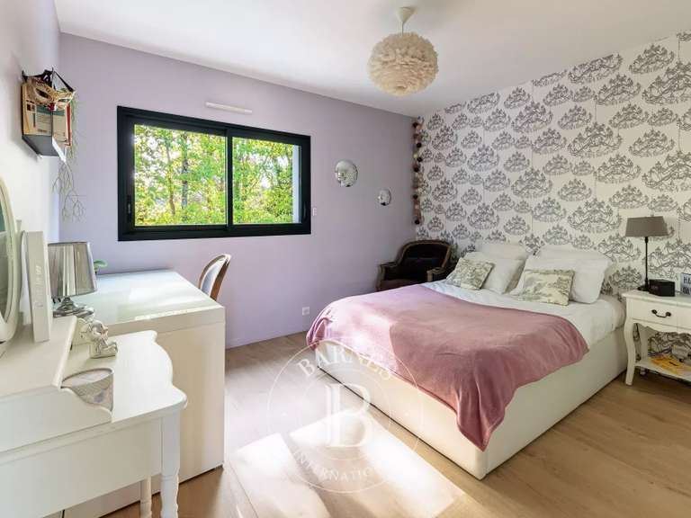 Maison Nantes - 6 chambres - 268m²