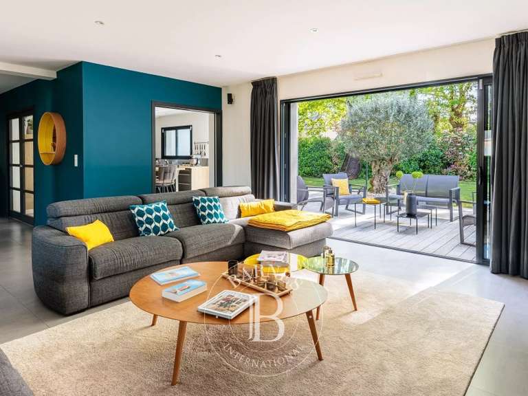 Maison Nantes - 6 chambres - 268m²