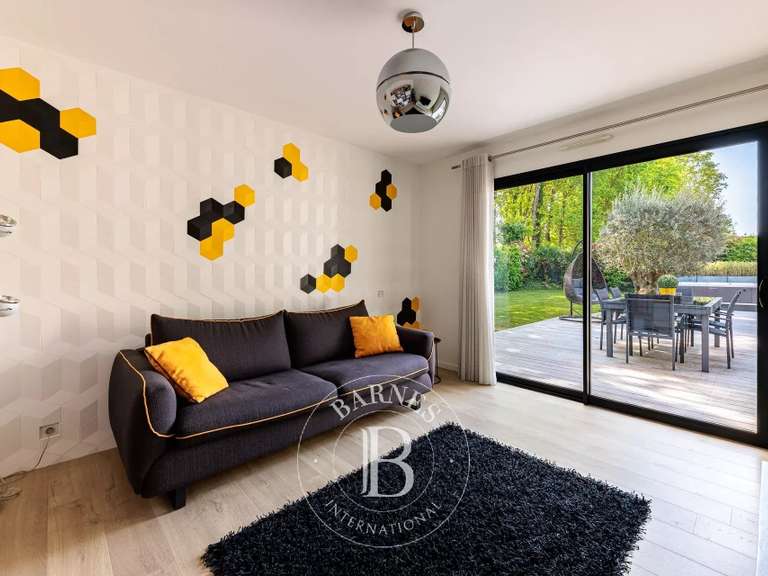 Maison Nantes - 6 chambres - 268m²