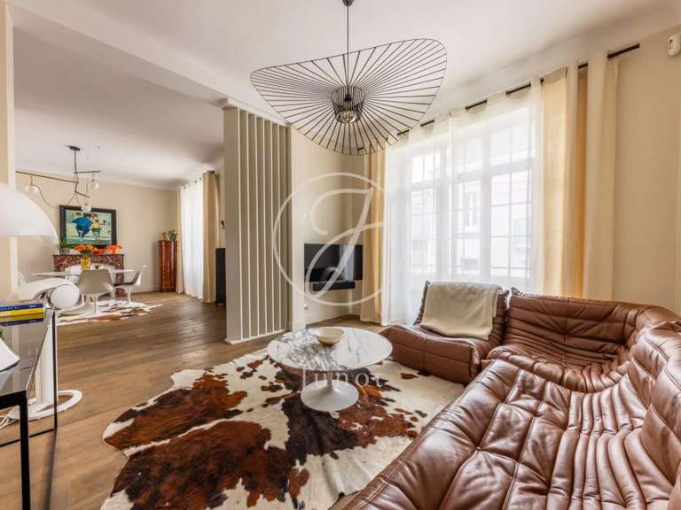 Maison Nantes - 6 chambres - 188m²