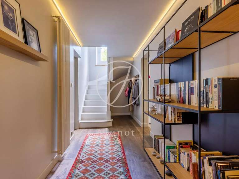 Maison Nantes - 6 chambres - 188m²