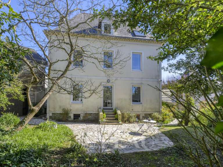 Maison Nantes - 6 chambres - 311m²