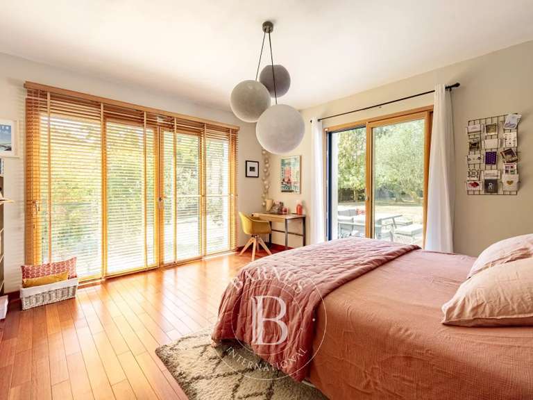 Maison Nantes - 6 chambres - 376m²