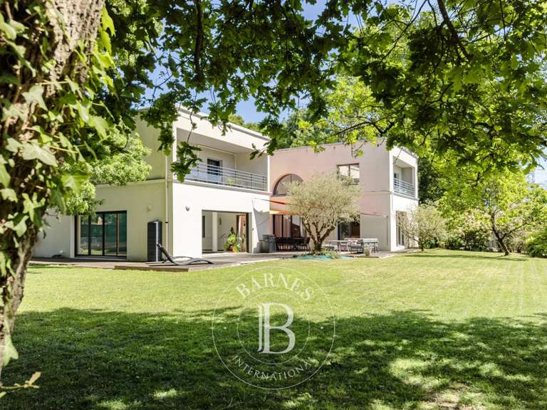 Maison Nantes - 6 chambres - 376m²