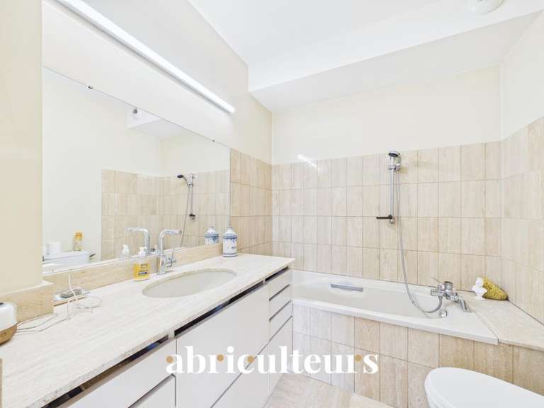 Maison Nantes - 5 chambres - 239m²
