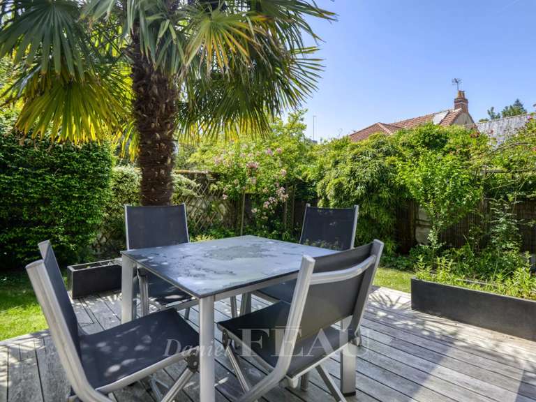 Maison Nantes - 4 chambres - 221m²