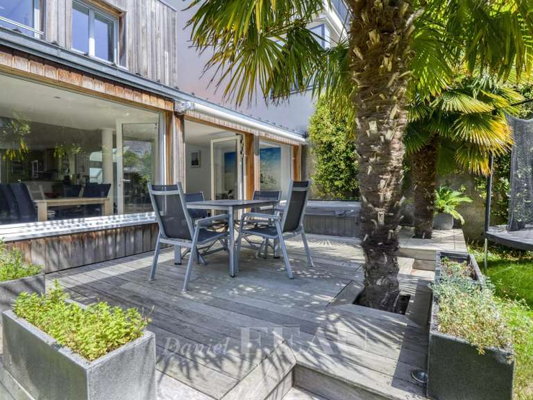 Maison Nantes - 4 chambres - 221m²