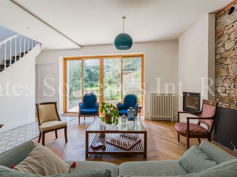 Maison Nantes - 6 chambres - 200m²