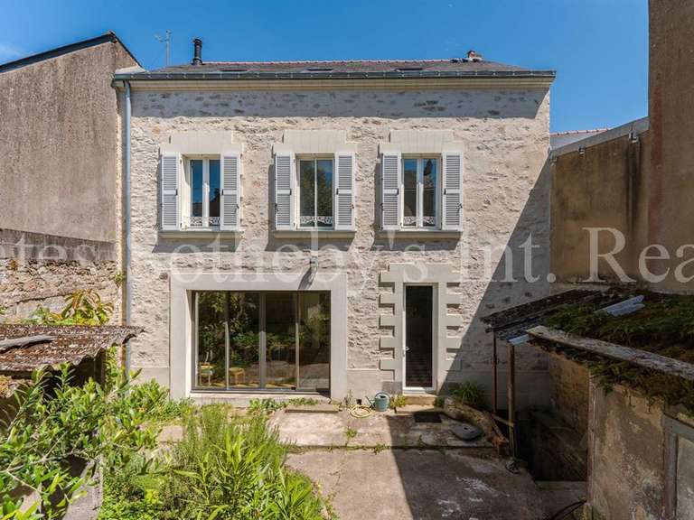 Maison Nantes - 6 chambres - 200m²