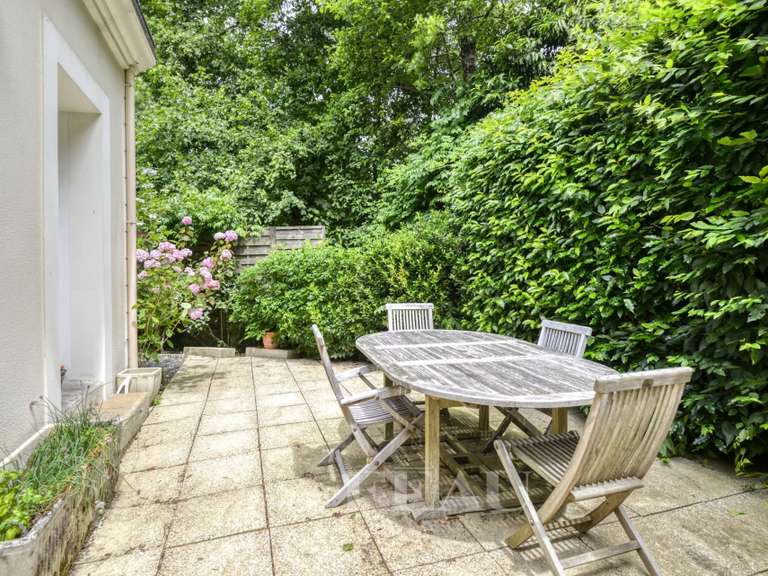 Maison Nantes - 5 chambres - 218m²