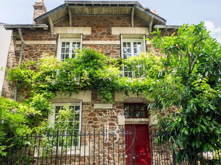 Maison Nantes - 5 chambres - 143m²