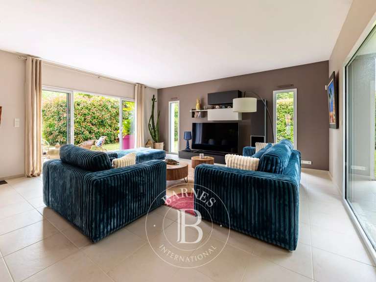 Maison Nantes - 6 chambres - 228m²