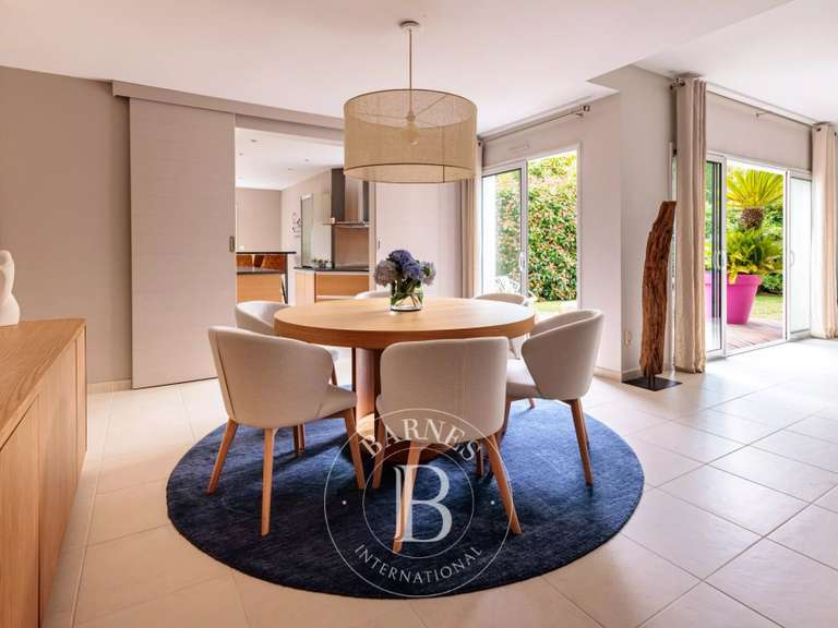Maison Nantes - 6 chambres - 228m²