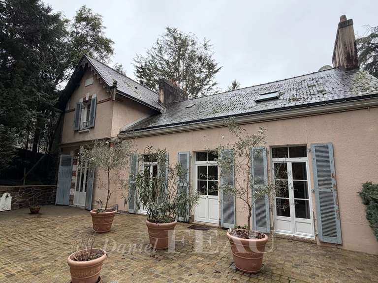 Maison Nantes - 4 chambres - 164m²