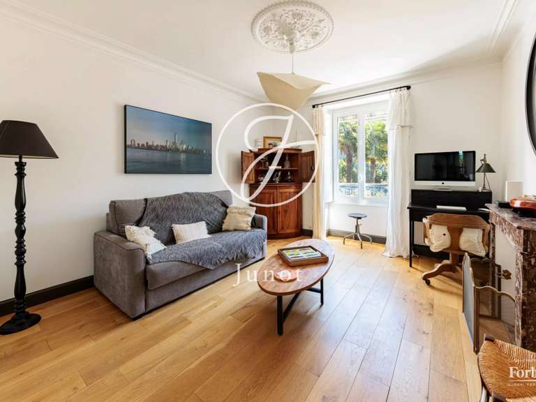 Maison Nantes - 4 chambres - 220m²