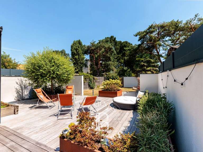 Maison Nantes - 3 chambres - 174m²