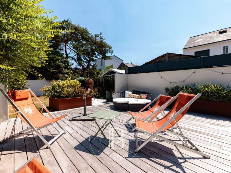 Maison Nantes - 3 chambres - 174m²