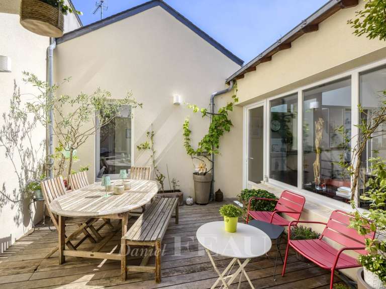 Maison Nantes - 6 chambres - 340m²
