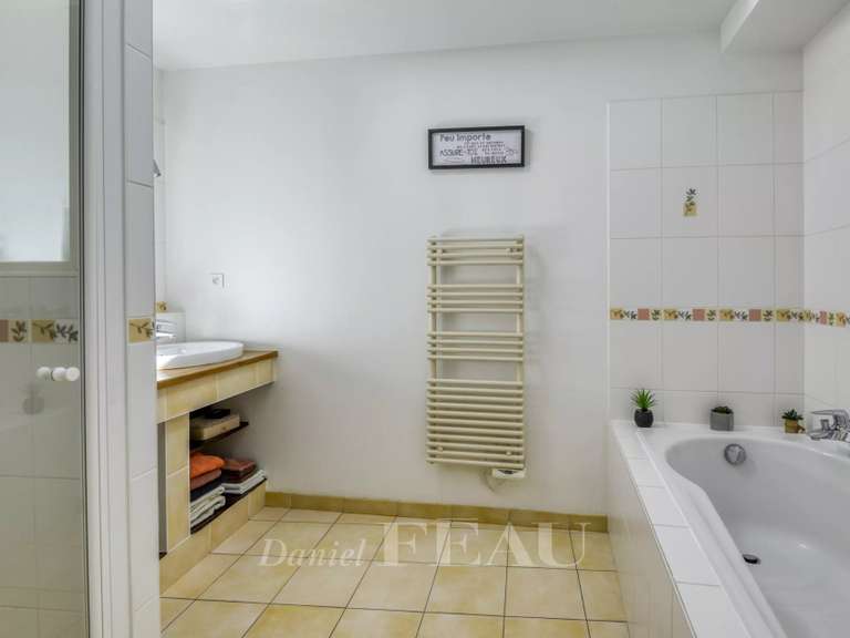 Maison Nantes - 6 chambres - 340m²