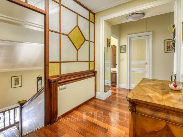 Maison Nantes - 7 chambres - 442m²