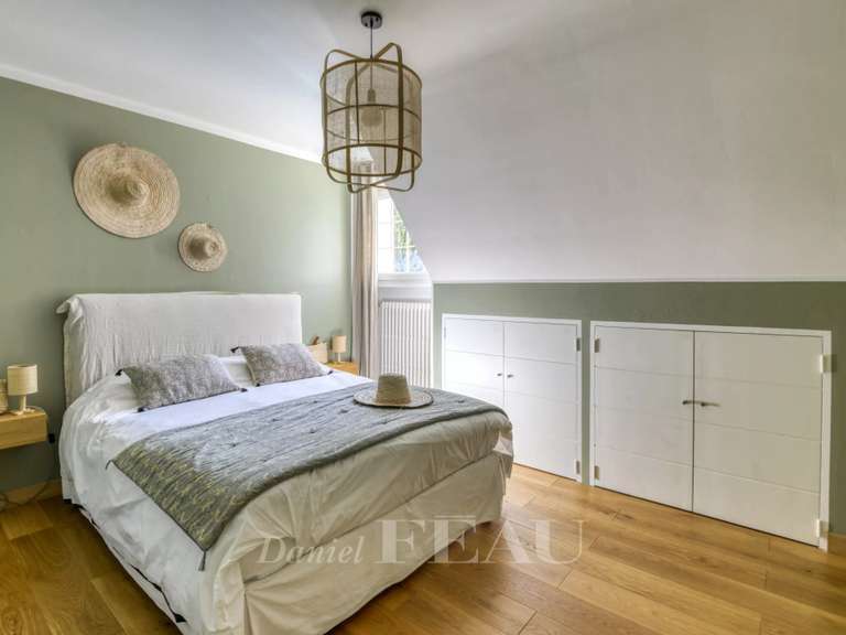 Maison Nantes - 4 chambres - 308m²