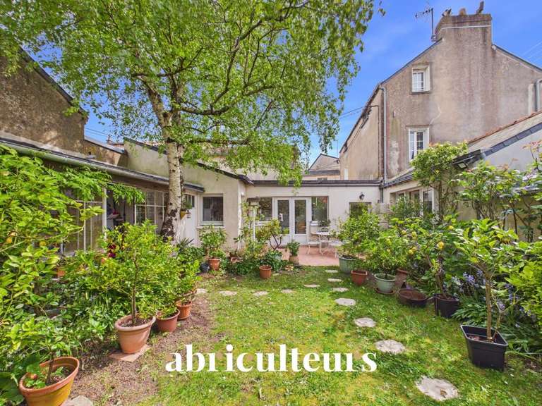 Maison Nantes - 5 chambres - 178m²